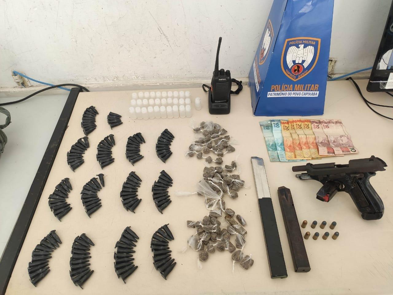 Irmãos de 18 e 19 anos são presos em Novo Horizonte suspeitos de tráfico