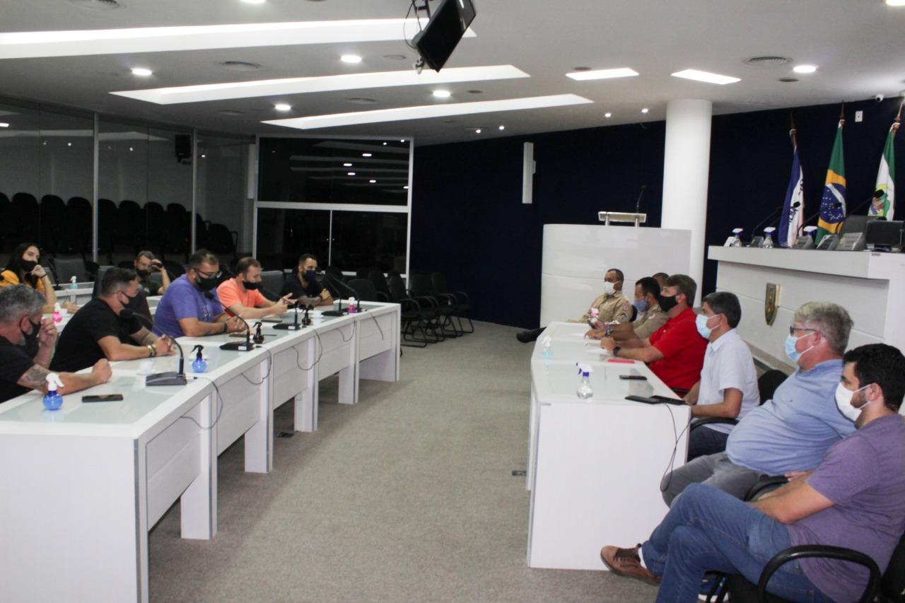 Empresários da Serra pedem flexibilização no horário de funcionamento de bares e restaurantes