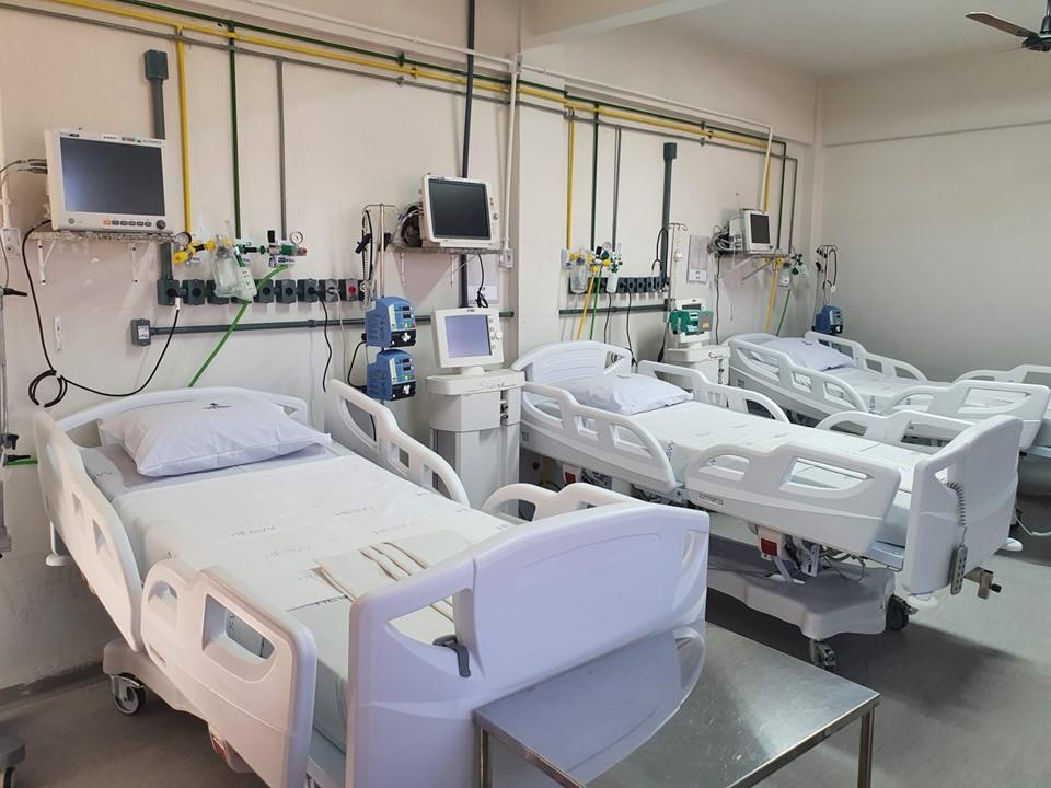 Brasil atinge a triste marca de 400 mil mortos pela covid-19