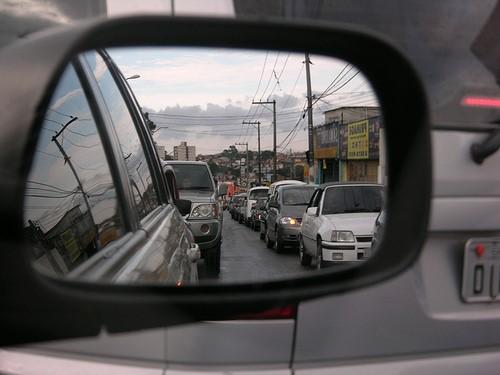 Nova lei de trânsito entra em vigor nesta segunda-feira (12)