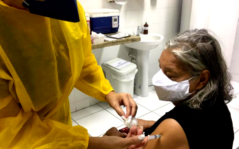 Serra abre mais de 6 mil vagas para vacina contra Covid-19 nesta sexta (16)