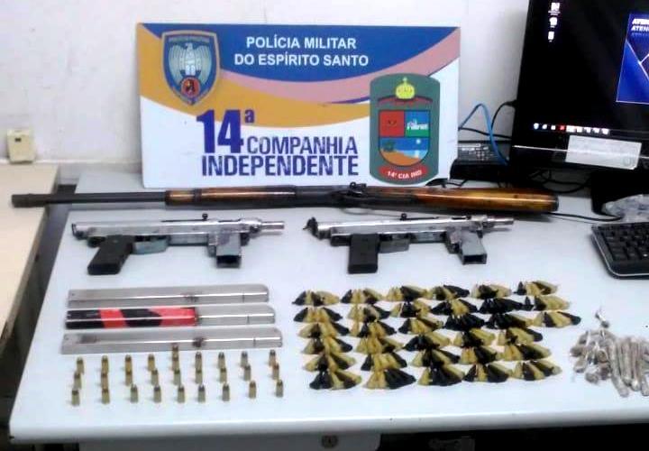 Som alto em Laranjeiras, leva PM a apreensão de drogas, 2 metralhadoras e 4 suspeitos