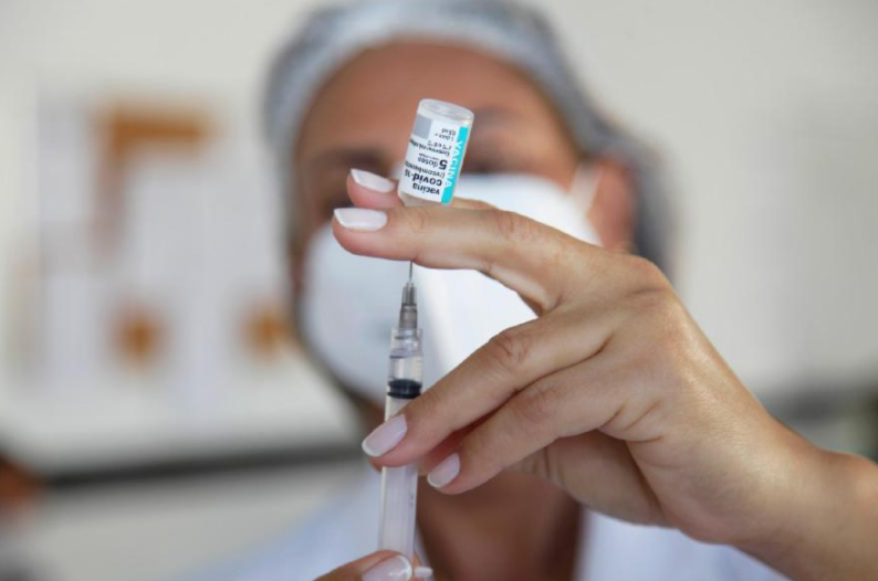 Secretaria de Saúde da Serra alerta que ainda há vagas disponíveis para 2ª dose da Coronavac