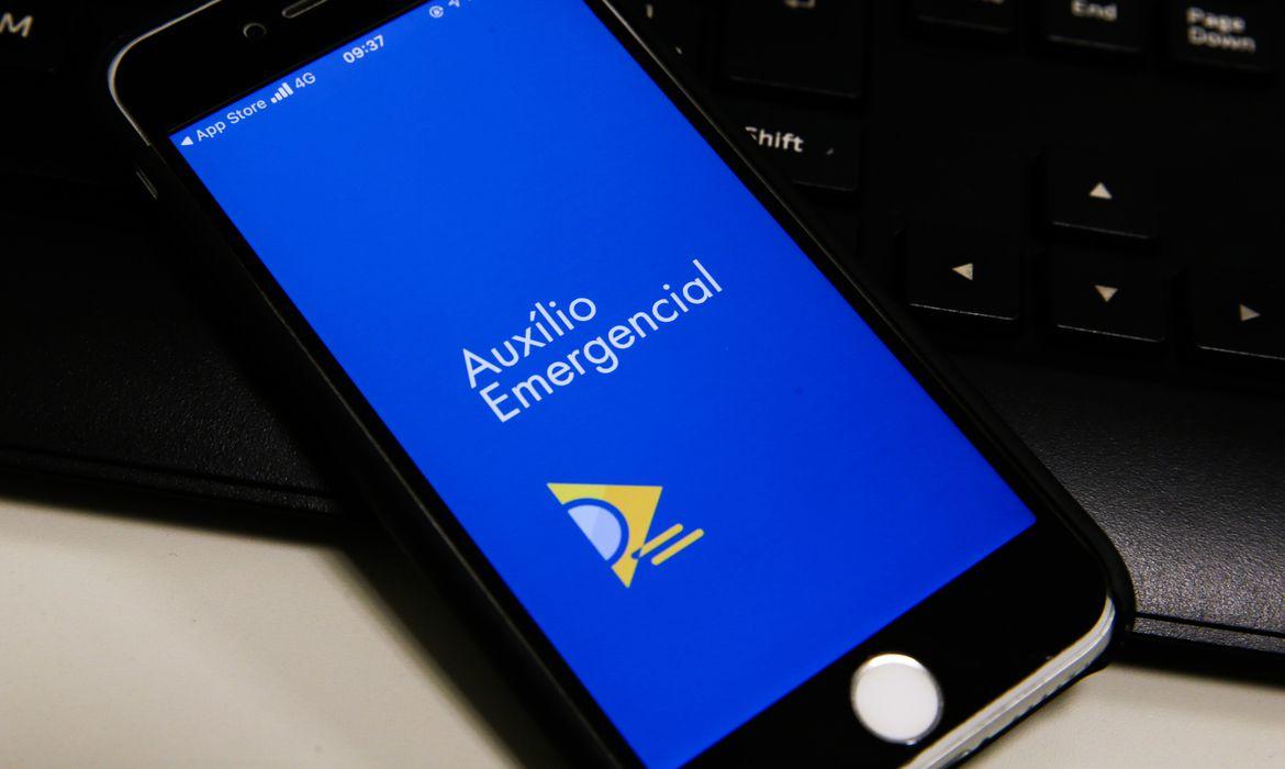 Veja os valores do auxílio emergencial prorrogado por mais três meses