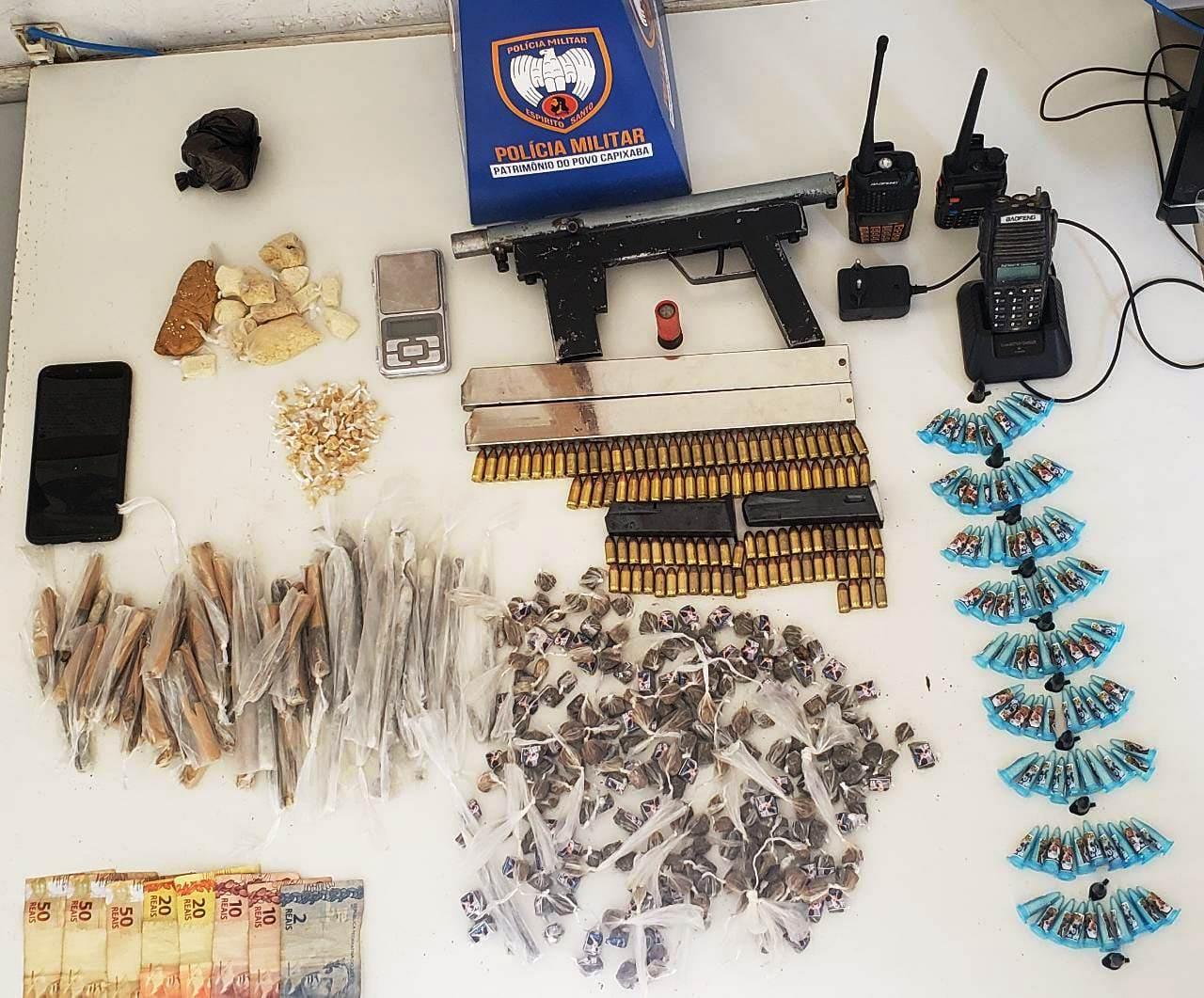 Duas pessoas são detidas comercializando drogas em Planalto Serrano na tarde desta terça-feira (17)