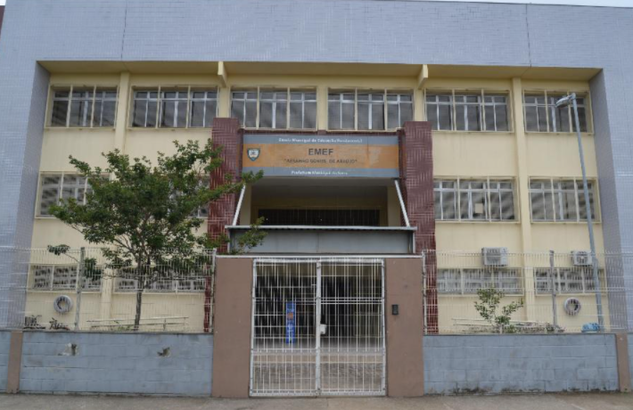 Prefeitura da Serra vai contratar mil professores com salário de até R$ 3,4 mil