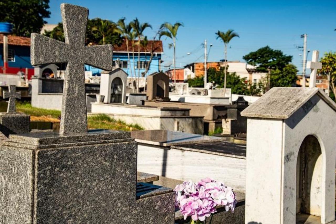 Cerca de 80 mil pessoas são esperadas nos cemitérios da Serra no Dia de Finados