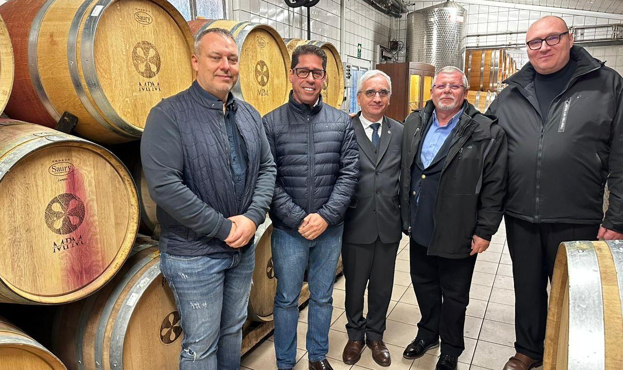 País da Europa quer exportar vinhos ao Brasil pelo ES