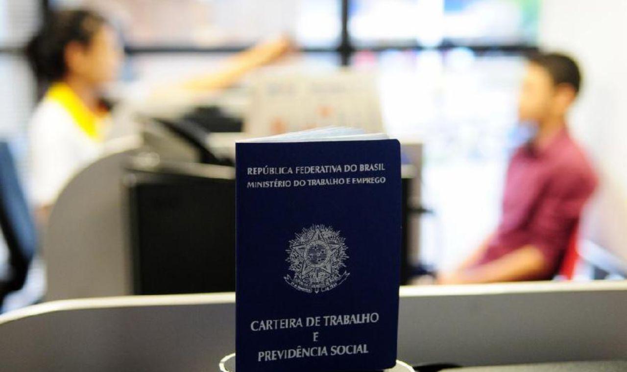 Sine da Serra oferta mais de 800 vagas nesta quarta (17), no Terminal de Laranjeiras