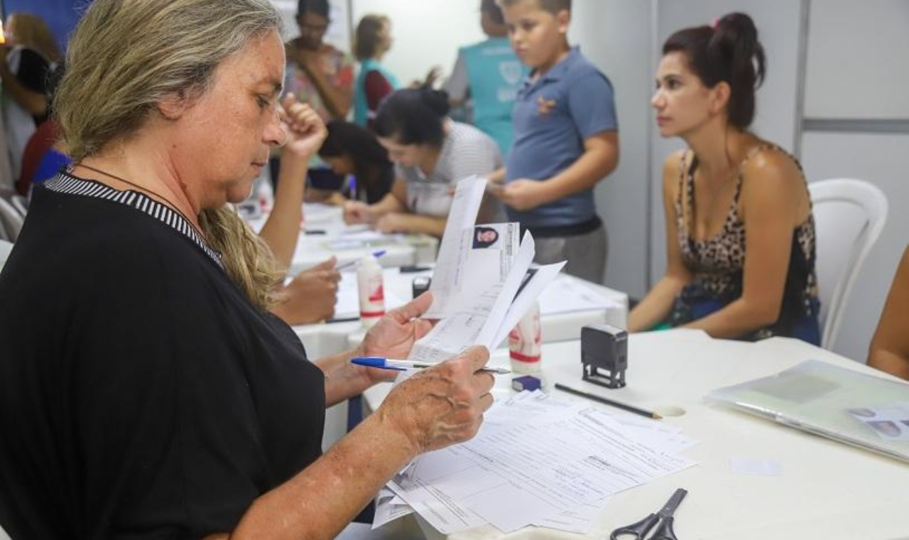 Veja como garantir uma das 200 vagas para emissão da carteira de identidade neste sábado (23) na Serra