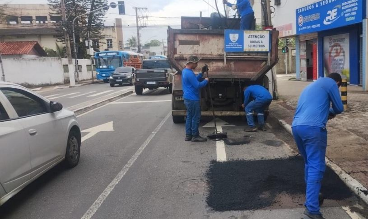Prefeitura da Serra realiza operação tapa buraco nas principais avenidas a partir deste sábado (11)