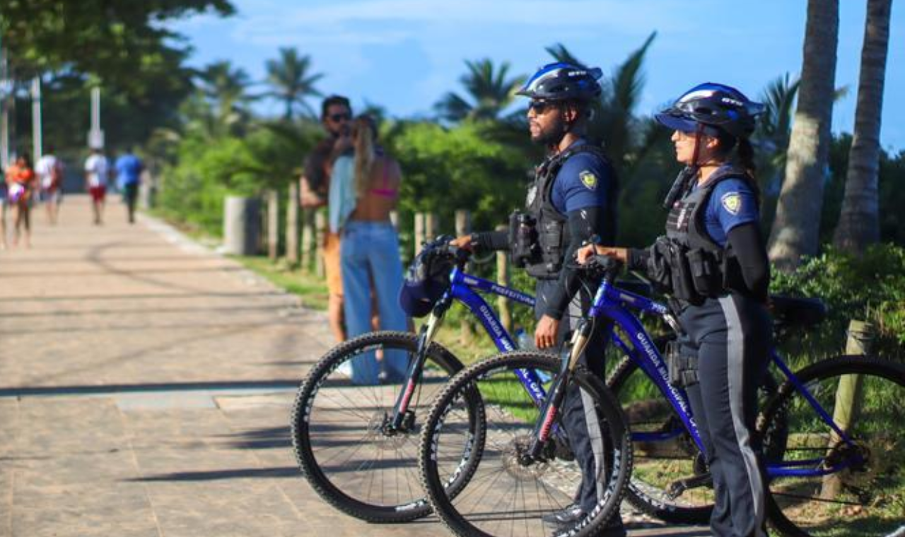 Guarda da Serra orienta foliões sobre cuidados de segurança durante o Carnaval