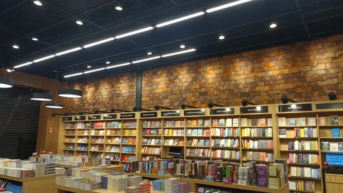Circule um Livro: campanha promove troca gratuita de livros no Shopping Vitória