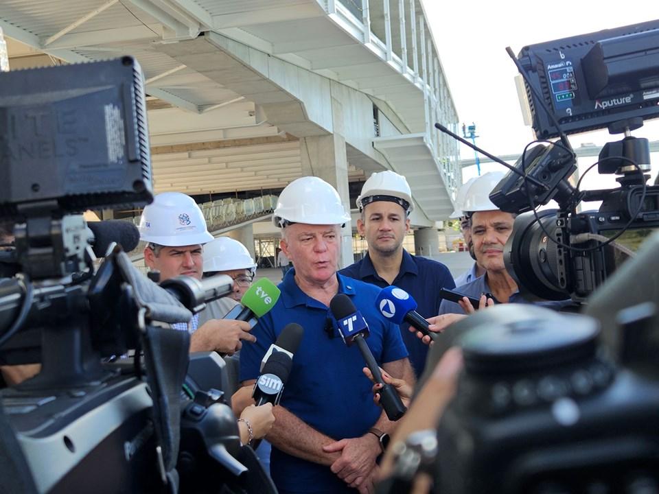 Governador do ES realiza visita técnica às obras do Cais das Artes