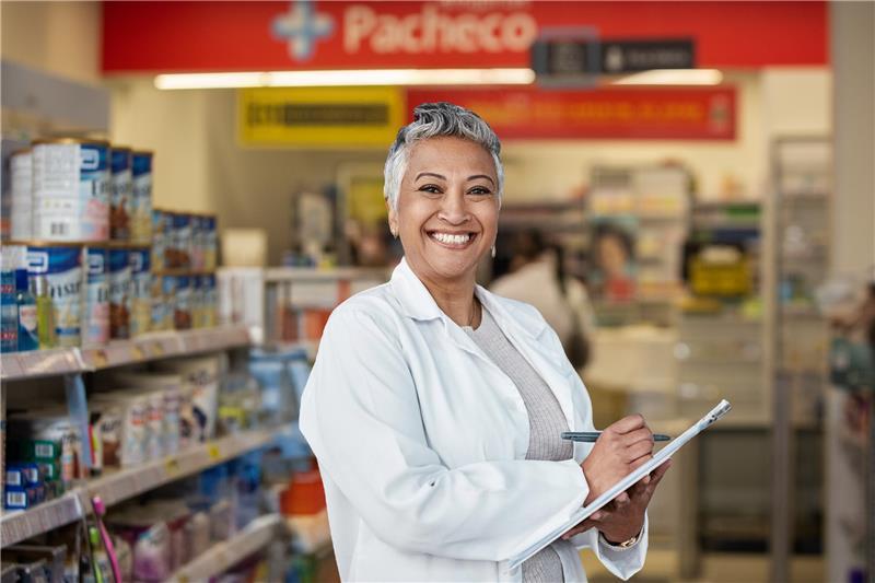 Programa Geração Sênior: Drogarias Pacheco anuncia vagas para pessoas 50+ no Espírito Santo