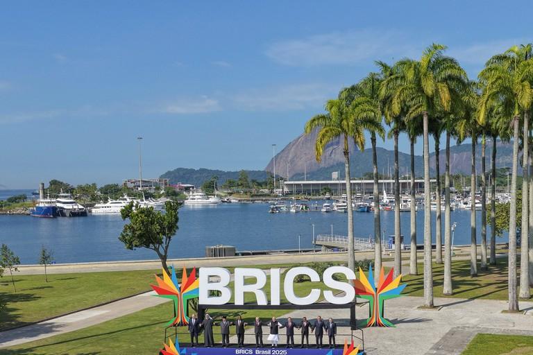Líderes do BRICS defendem multilateralismo e reforma da ONU em declaração da Cúpula do Rio de Janeiro