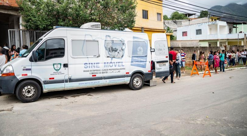 Sine Móvel oferta mais de 1.800 vagas de emprego nesta segunda (7), no Terminal de Laranjeiras