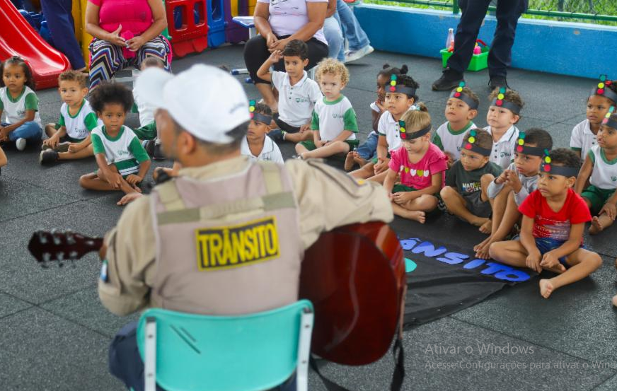 Departamento de Trânsito da Serra leva educação de trânsito a escolas municipais ao longo de outubro