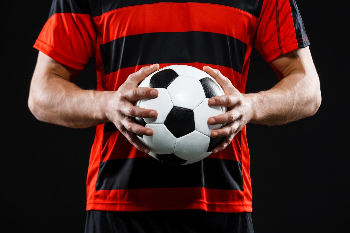 Brasileirão 2025 pegando fogo: Palmeiras e Flamengo empatam na liderança e prometem disputa até o fim