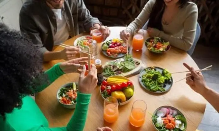 Canetas emagrecedoras mudam o prato dos brasileiros e o mercado de alimentação busca adaptações