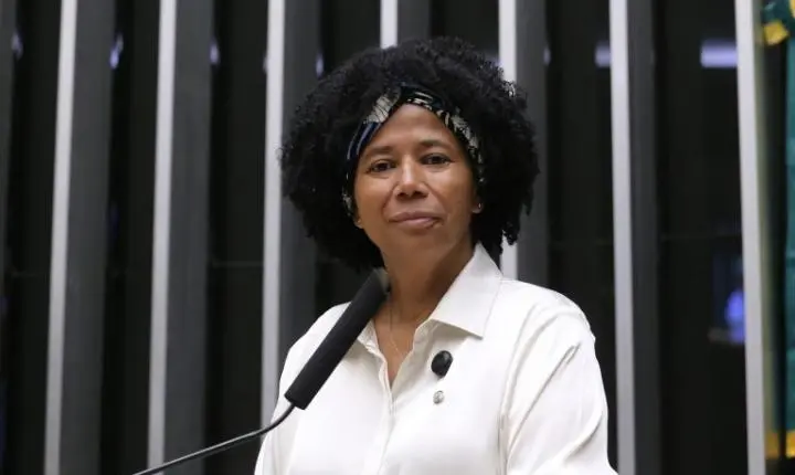 Comissão aprova capacitação de primeiros socorros voltada a alunos com doenças crônicas