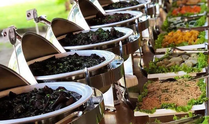 Domingo de samba e feijoada: vendas abertas para a edição 2026 da Feijoada do Steffen
