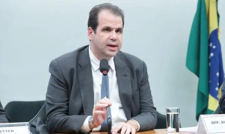 Relator vai apresentar na semana que vem parecer sobre mudanças no Código de Trânsito
